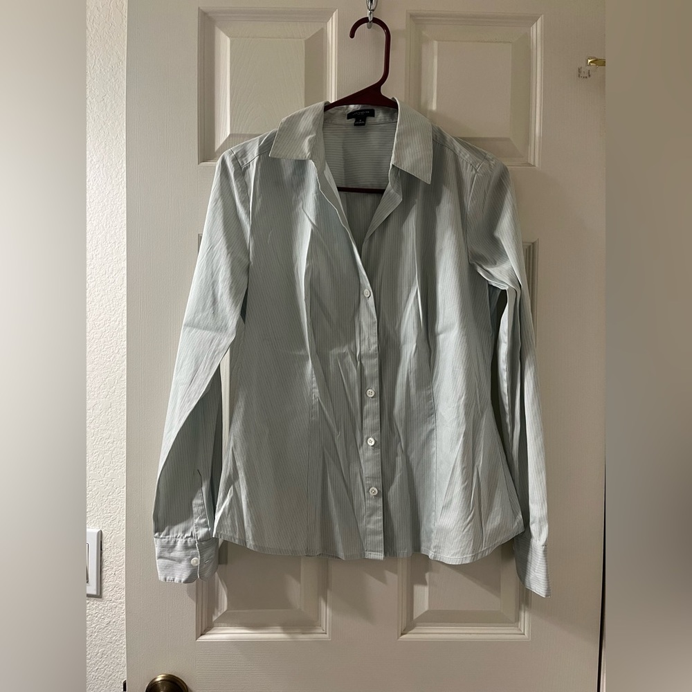 ann taylor women’s blue and white striped blouse